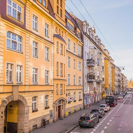 브라티슬라비아 브로츠와프