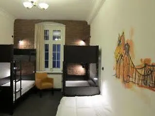 브라티슬라비아 호스텔 *